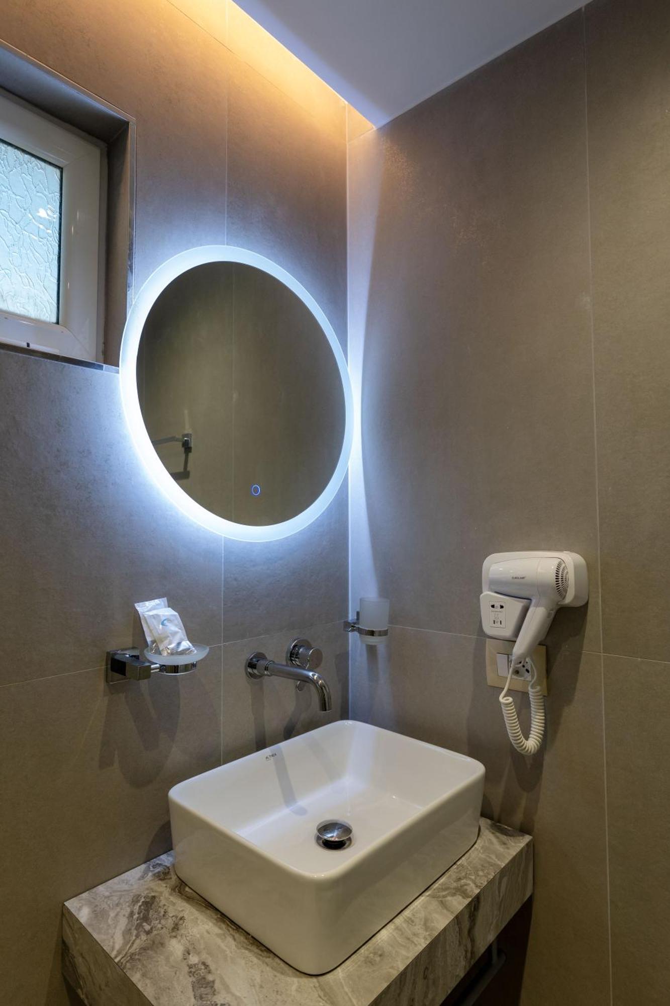 Mariksel Hotel 3*